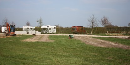 Reisemobilstellplatz - Umgebungsschwerpunkt: Fluss - Enschede - 8 neue stellplatzen für die Wohnmobile - camperplaat wijngaard Baan
