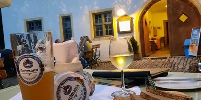 Reisemobilstellplatz - Restaurant - Oberpfalz - Sehr schöner gemütlicher Biergarten  -  Wohnmobilstellplatz Stampfermühle Berching 