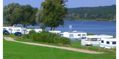 Reisemobilstellplatz - Umgebungsschwerpunkt: Fluss - Niedersachsen - http://www.artlenburg.de/d/tourismus/camping/ - Wohnmobilstellplatz Artlenburg an der Elbe