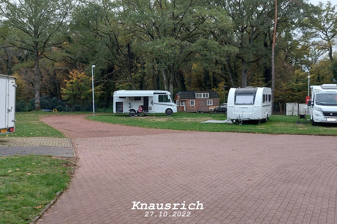 Wohnmobilstellplatz: Camping Am Waldbad