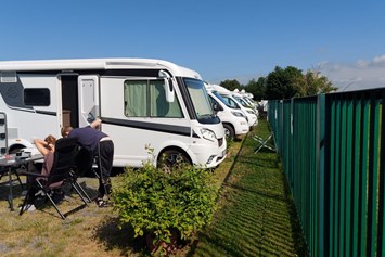 Wohnmobilstellplatz: Camping-Stellplatz Struppen