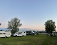 Wohnmobilstellplatz: Blick vom Campingplatz auf Stift Melk - Donaucamping Emmersdorf 