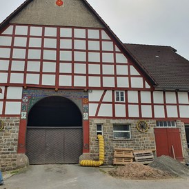 Wohnmobilstellplatz: Gebäude um ca. 1650 - Ferienhof Welling