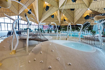 Wohnmobilstellplatz: Indoor pools for kids - Campingplatz Natura – Terme Olimia*****