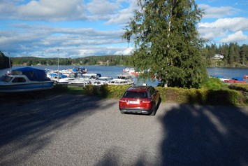 Wohnmobilstellplatz: Parking place - Kinda Boat Club