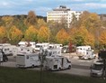 Reisemobilstellplatz: Herbststimmung - Reisemobilstellplatz bei der Waldsee-Therme
