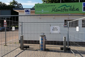 Wohnmobilstellplatz: Entsorgung ausser Betrieb - Stellplatz Kanzlers Weide