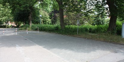 Motorhome parking space - Stromanschluss - Quelle: http://www.alfeld.de - Wohnmobilstellplätze in Alfeld