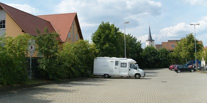Reisemobilstellplatz - Wohnwagen erlaubt - Franken - Stellplatz "Bamberger Straße" - Stellplatz an der Bamberger Straße