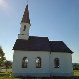 Wohnmobilstellplatz: Kapelle in Petzgersdorf  - Naturlandhof Daxlberg