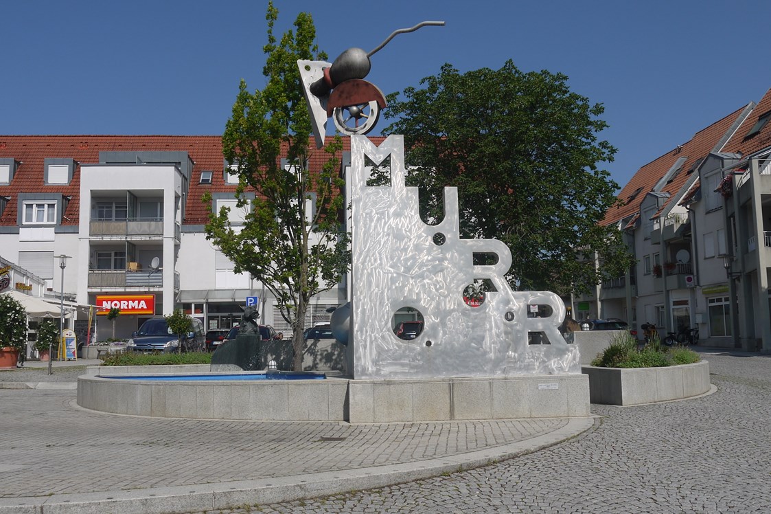 Wohnmobilstellplatz: Copyright: Tourismusgemeinschaft Marbach Bottwartal - Parkplatz bei den Sportanlagen