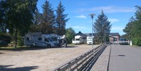 Reisemobilstellplatz - Nordjütland - 10 Platze vor der Schranke mit und ohne Strom - Stellplatz Hirtshals / Tornby Strand Camping