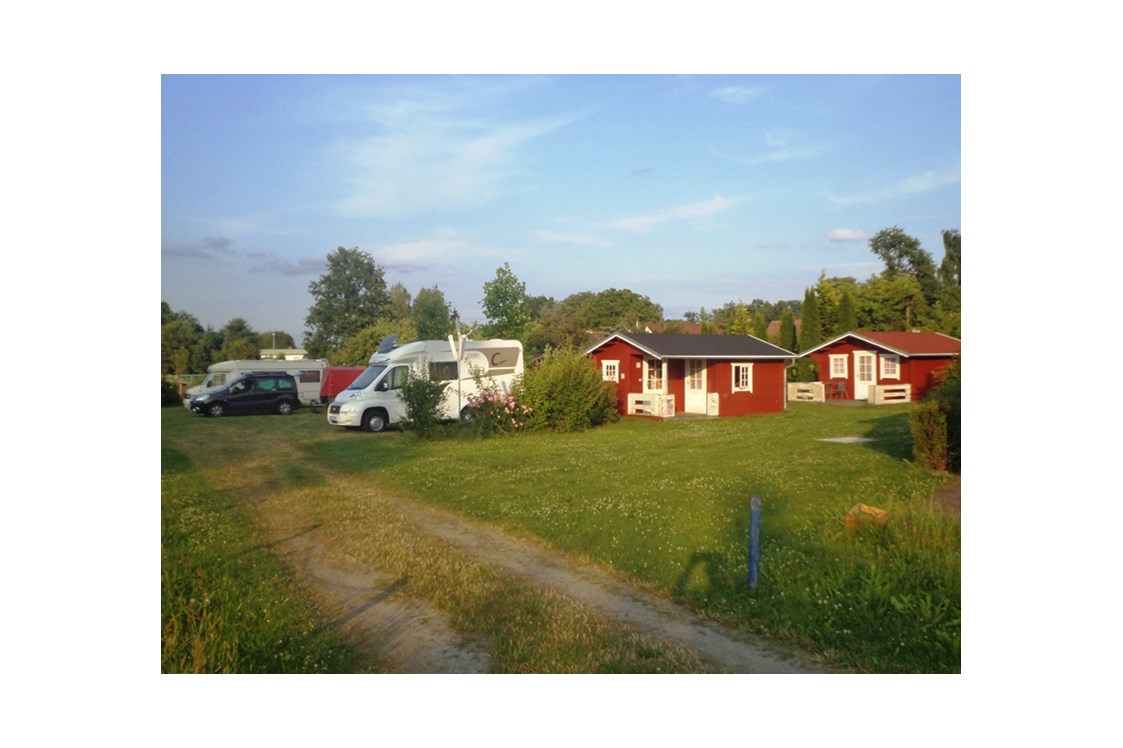 Wohnmobilstellplatz: Hütten-Camp Radlerzentrum