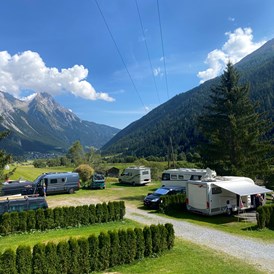 Wohnmobilstellplatz: ArlBerglife Camping