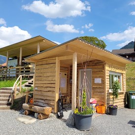 Wohnmobilstellplatz: Reception, Sanitäre Installation - Camping - Stellplatz Fideris