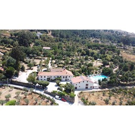 Wohnmobilstellplatz: Luftaufnahme des Anwesens - Quinta das Cegonhas
