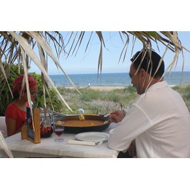 Wohnmobilstellplatz: Paella in unserem Restaurant am Meer - Camping San Vicente