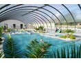 Wohnmobilstellplatz: covered and heated pool in a campsite in  north of France - Camping de la Sensée