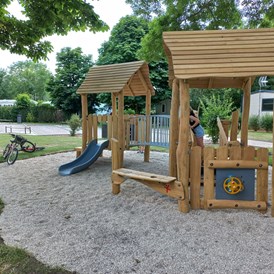 Wohnmobilstellplatz: Playground (created in 2023) - Camping de la Sensée
