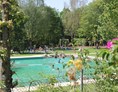 Wohnmobilstellplatz: Wasserspielplatz für die ganz kleinen Gäste - Campinggarten Leibertingen