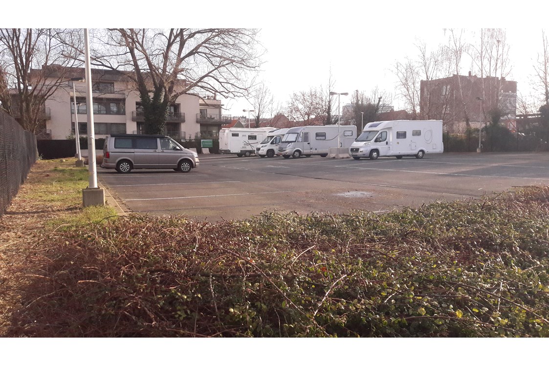 Wohnmobilstellplatz: Camp in Brussels
