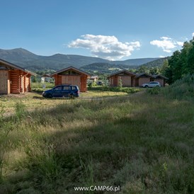 Wohnmobilstellplatz: Our log cabins - Camp 66