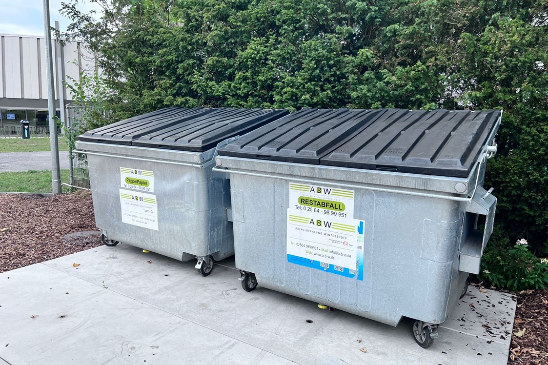Wohnmobilstellplatz: Die Müllentsorgung bei Safe Harbour ist durch die ABW Abfallberatung Wintershoff gewährleistet.  - Safe Harbour Vreden "Am Kult"