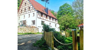 Reisemobilstellplatz - Surfen - Franken - Hofladen und Biergarten vor Ort  - Gut Obermühle
