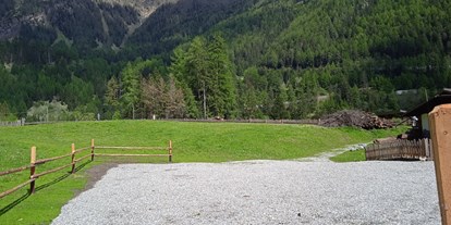 Reisemobilstellplatz - Hunde erlaubt: Hunde erlaubt - Trentino-Südtirol - Stellplatz - Bacherhof