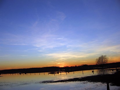 Reisemobilstellplatz - Umgebungsschwerpunkt: Fluss - Nordrhein-Westfalen - Sonnenuntergang in der Büngerner-Dingdener Heide in 46414 Rhede - Kirmesplatz