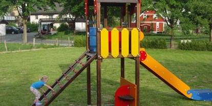 Reisemobilstellplatz - WLAN: nur um die Rezeption vorhanden - Nordrhein-Westfalen - Spielplatze Kinder - Camping Susewind