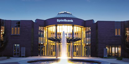 Reisemobilstellplatz - Swimmingpool - Bayern - Glück ist die beste Unterhalt ....
Spielbank Bad Kötzting - Stellplatz AQACUR Badewelt