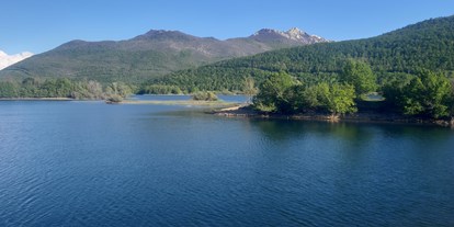 Reisemobilstellplatz - Umgebungsschwerpunkt: am Land - Dalmatien - See - 4 km. enfert - Camping lika