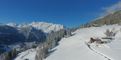 Reisemobilstellplatz - Umgebungsschwerpunkt: Berg - Alpenregion Bludenz - Gut zum Wurm im Winter aus der Luft  - Gut zum Wurm / Worms