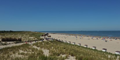 Reisemobilstellplatz - Umgebungsschwerpunkt: Strand - ZOUTELANDE - Willkommen am Meer!  - Strandcamping Groede