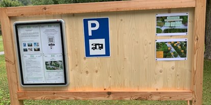 Reisemobilstellplatz - Hunde erlaubt: Hunde erlaubt - Alpen - Info Tafel - Stellplatz Lampertji 6 Gampel