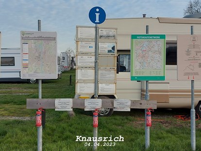 Reisemobilstellplatz - Art des Stellplatz: eigenständiger Stellplatz - Niederlande - Camperplaats Maastricht