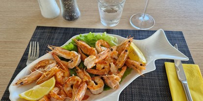 Reisemobilstellplatz - Adria - Grilled prawns - Sunset Camping & Restaurant