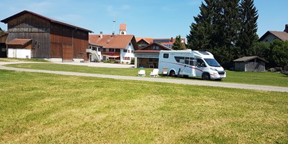 Reisemobilstellplatz - Stromanschluss - Region Allgäu - Wohnmobil Stellplätze am Hof Pfefferle