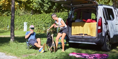 Reisemobilstellplatz - Hunde erlaubt: Hunde erlaubt - Trentino-Südtirol - WOHNMOBILSTELLPLATZ CALDONAZZO