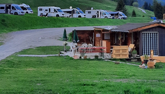 Stellplatz +plus+ Heinzenberg-Lescha