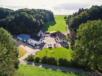 Natural camping pitches at the Verse holiday farm in the Sauerland.