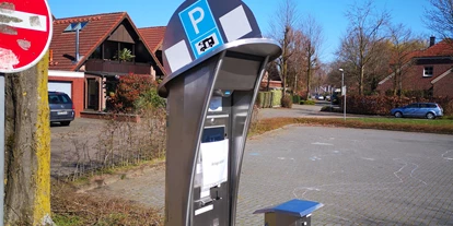 Place de parking pour camping-car - Art des Stellplatz: eigenständiger Stellplatz - Rosendahl - Parkplatz Freibad Velen