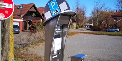 Motorhome parking space - Art des Stellplatz: eigenständiger Stellplatz - Münsterland - Parkplatz Freibad Velen