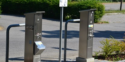 Motorhome parking space - Umgebungsschwerpunkt: Stadt - Oberbayern - Wohnmobilstellplatz an der AmperOase