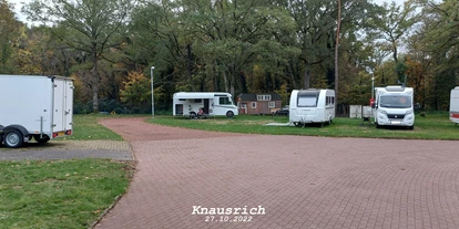 Parkeerplaats voor camper - Leverkusen - Camping Am Waldbad