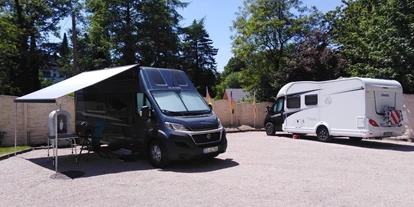 Place de parking pour camping-car - Duschen - Schwarzenberg/Erzgebirge - Villa Bella Vita - Glamping - Wohnmobilstellplatz
