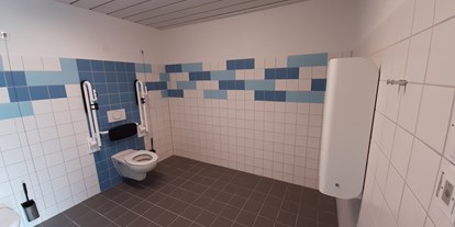 Reisemobilstellplatz - Entsorgung Toilettenkassette - Altdöbern - Barrierefreies WC - Marina-Camping Geierswalder See