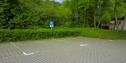 Plaza de aparcamiento para autocaravanas - Art des Stellplatz: ausgewiesener Parkplatz - Alemania - Unser Stellplatz  - Michelbach an der Bilz 