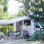 Place de stationnement pour camping-car - Stellplatz Indigo Camping De Paris - Stellplatz Indigo Camping De Paris